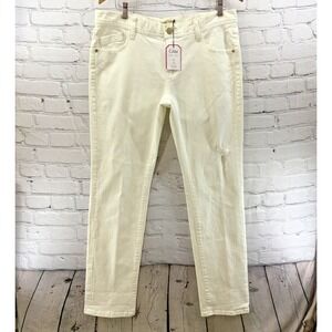 CAbi Women's Straight Leg Jeans in Off-White/Cream